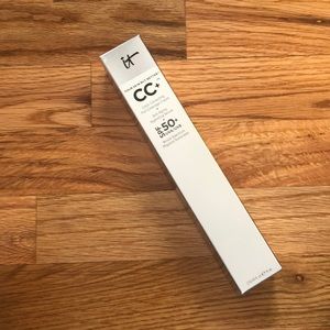 It Cosmetics Your Skin but Better CC+ 2.53 oz Supersize